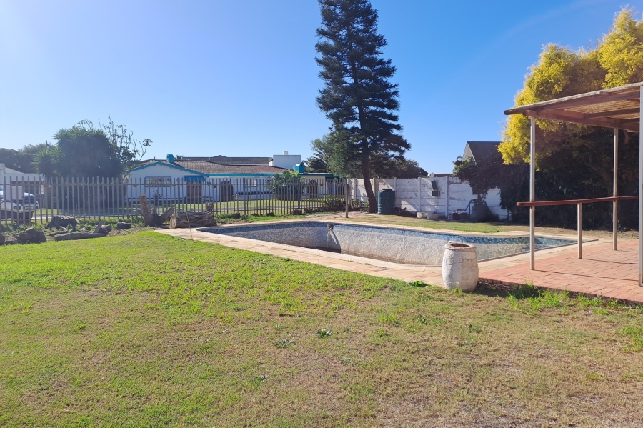 4 Bedroom Property for Sale in Amsterdamhoek Eastern Cape
